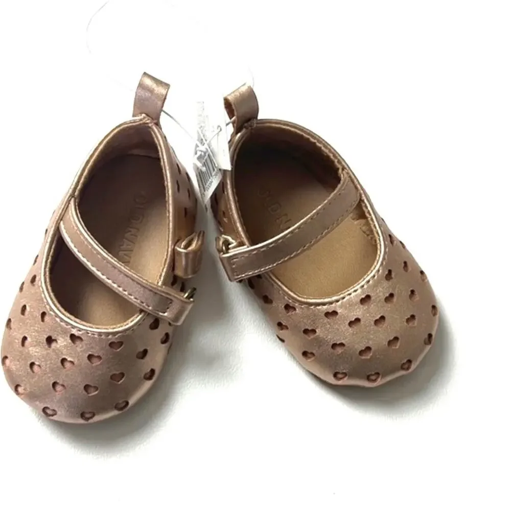Old Navy Perforated Hearts Mary Jane Shimmer Baby Shoes  Sz 0-3 M